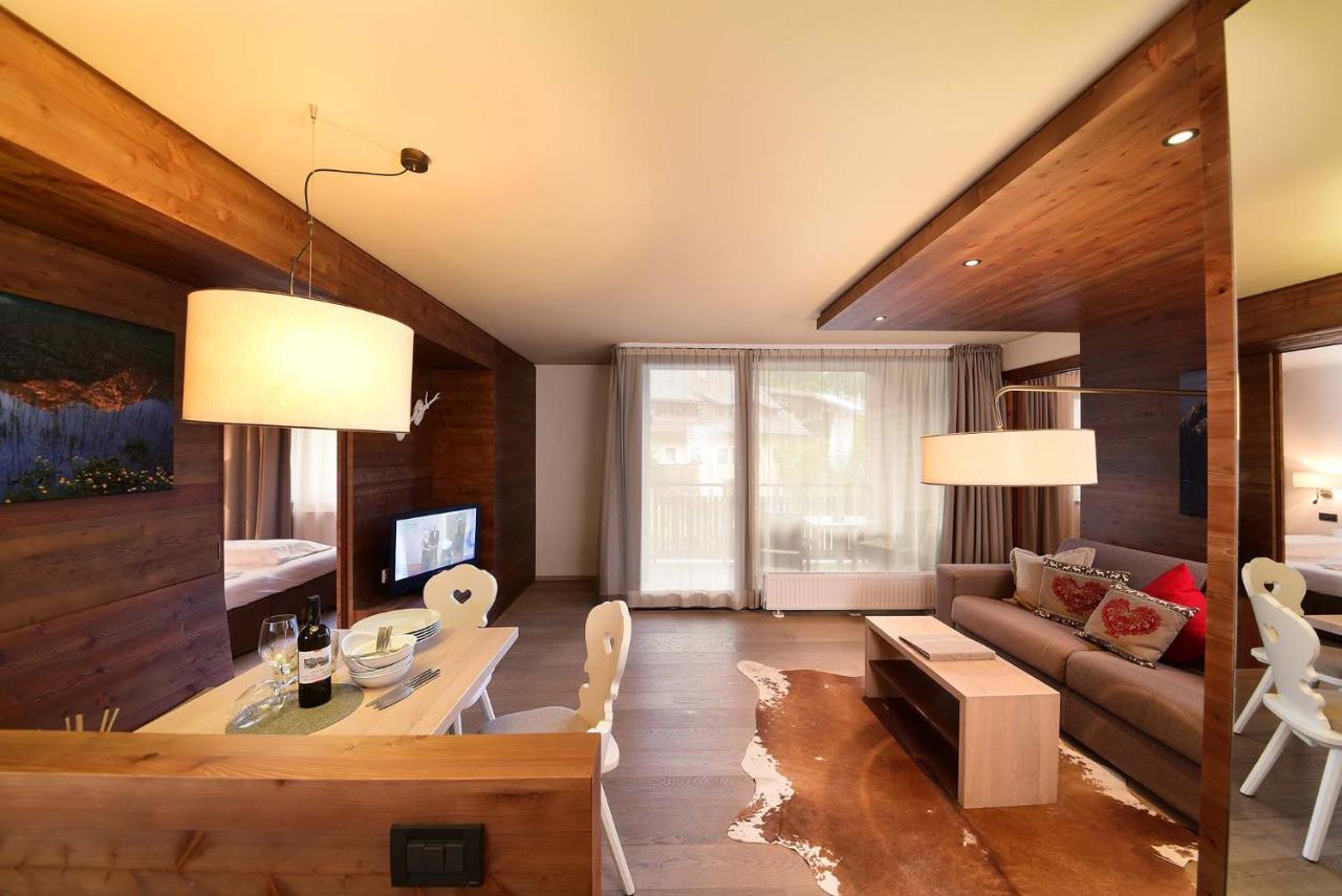 Ariston Dolomiti Residence Toblach Exterior foto